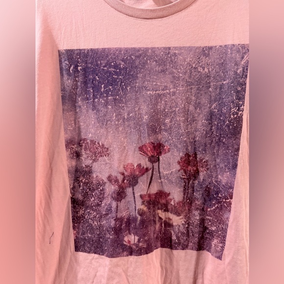 No Boundaries Medium Oversized Tee - Picture 2 of 4